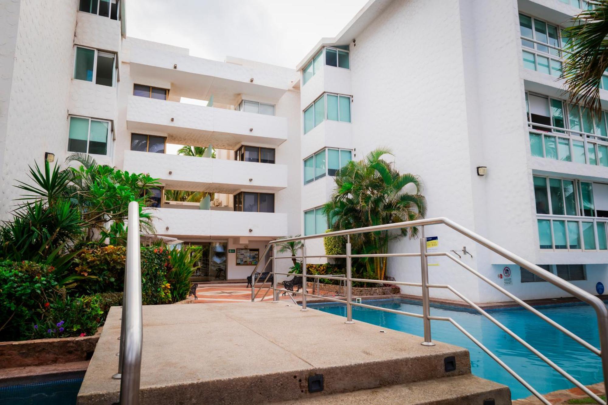 Hotel Villa Varadero Нуэво-Вальярта Экстерьер фото