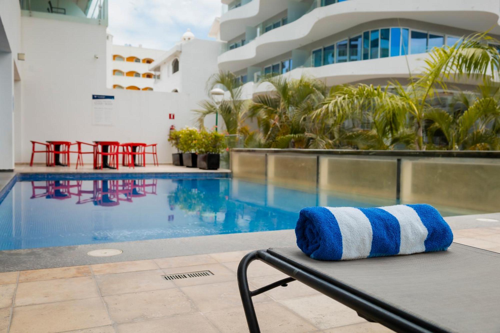 Hotel Villa Varadero Нуэво-Вальярта Экстерьер фото
